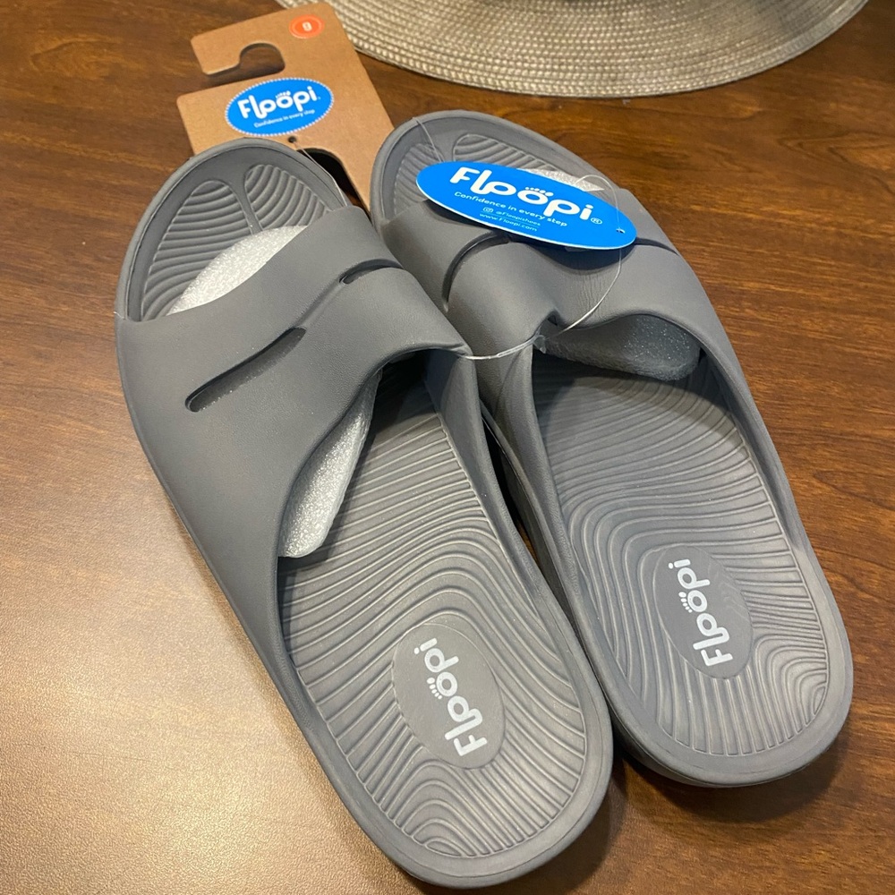 Floopi Womens Sophie Comfort Slide Sandals sz-9